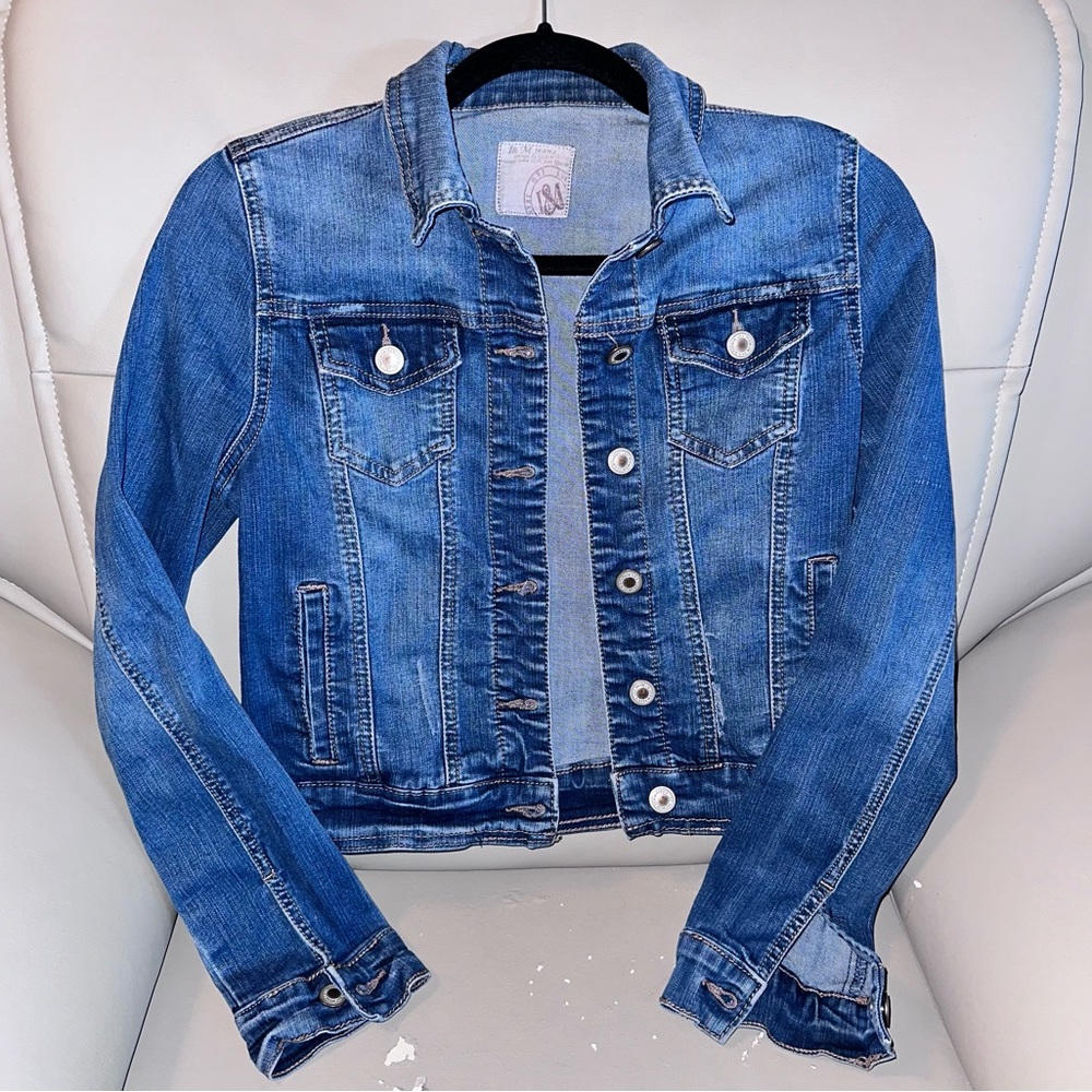 L&M Jeans Women’s Denim Jean Jacket